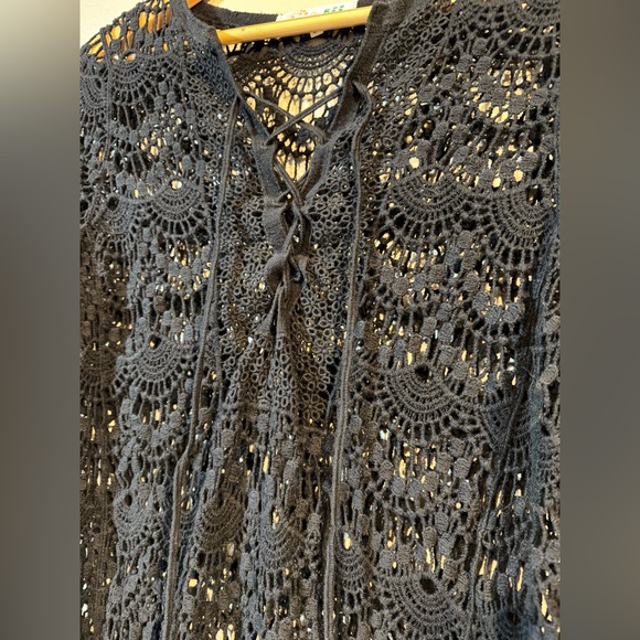 Black short sleeve crochet shirt loose knit shirt cover up | Women’s S - Picture 3 of 7